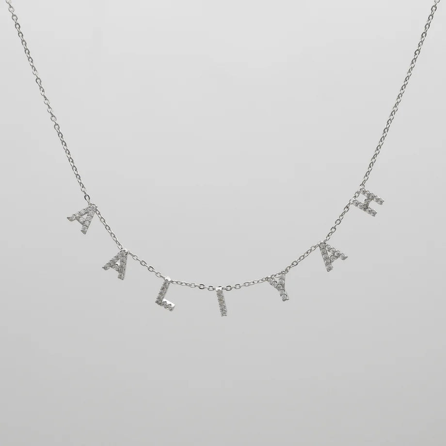 Collier prénom personnalisé suspendu effet ICY