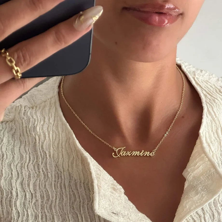 Collier prénom personnalisé Mia